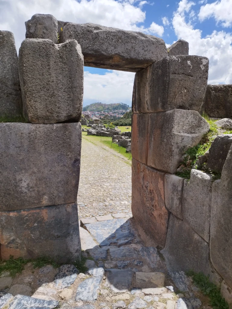 SACSAYHUAMAN